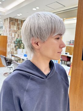 ピークアブー アヴェダ アトレ恵比寿(PEEK-A-BOO AVEDA) メンズハイトーン/マッシュウルフ/メンズカット/ホワイトカラー