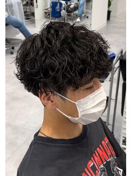 オーシャントーキョー 仙台(OCEAN TOKYO) 波巻きパーマスパイラルマッシュ黒髪刈り上げメンズショート仙台