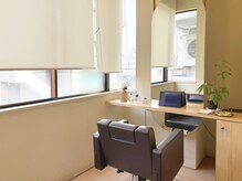 ピオラ(piola)の雰囲気（“落ち着ける”を大切にした大人世代のための半個室サロン。）