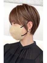 アンダーバーホワイト モデ 富田林店(_WHITE mode)&nbsp;ハイライトカラーミルクティーベージュレイヤーカット