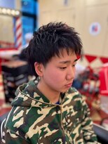 キングスマントーキョー 三鷹店(KINGSMAN TOKYO)&nbsp;アップバング / ツーブロック / スキンフェード[三鷹/バーバー]