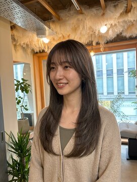 ホロル(horol) 柔らか前髪のナチュラルストレートロング