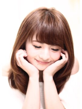 ガランテ(Galante) 艶と透明感のピコカラー小顔カット×　モテ前髪