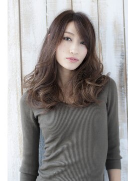 インコンプリート(In complete) 躍動感たっぷり大人可愛いロング