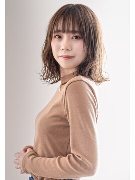 ヘアーアンドアイコーディネート マチルダ(MATILDA) ナチュラルウェーブ、スタイル、ミディー