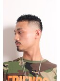 束感ベリーショートスキンフェードバーバースタイル