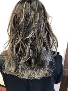 ナチュラルピー 東向日店(Natural P) ☆立体感ハイライト☆　白髪ぼかしにも♪