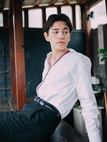 スタリー(Starry)&nbsp;好印象抜群！センター分け爽やかショート