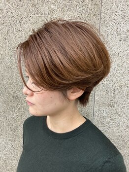 シンヘアー(SHIN HAIR)の写真/1mm単位までこだわった＜SHIN HAIR＞のオーダーメイドカットで、シルエット抜群のショートをご提案します♪