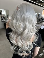 エゴル ナゴヤサカエ(ENGOL NAGOYA SAKAE)&nbsp;ホワイトカラー/ハイトーンカラー