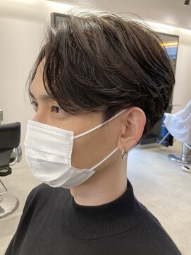ツーダブルバイフィフス 西梅田店(WW.. by fifth) センターパートニュアンスパーマフェザーパーマサーフカール30代