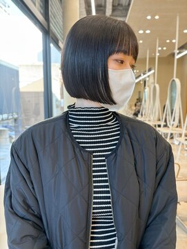 スニュウ(snuw) 切りっぱなしボブ小顔カットグレージュミルクティ