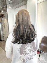 シェノン(Chainon.)&nbsp;アンブレラカラー　デザインカラー　インナーカラー　博多