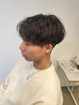 ニアウ 伊勢崎連取店(Niau) 刈り上げショートマッシュツイストスパイラルパーマ