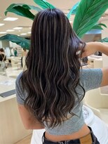 シャルムバイケンジ(Charm.by KENJE)&nbsp;デザインハイライトオージュアレイヤーカットブリーチ銀座有楽町