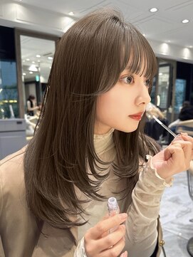 ワンカールするだけで決まる美シルエット×レイヤー 前髪カット