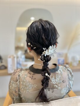 シー(she.) へアセット　編みおろし　お呼ばれヘア　結婚式ヘア