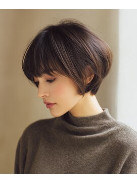 バイエイト(X８) 大人丸みショートボブ