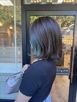 サロン(SALON)&nbsp;30代、40代にもオススメ！Greenのイヤリングカラー