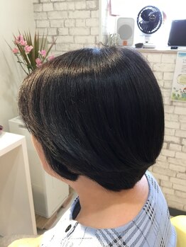 まーぶるの写真/ 【大人女性向け】骨格を綺麗に魅せる◎ふんわり若見えショート