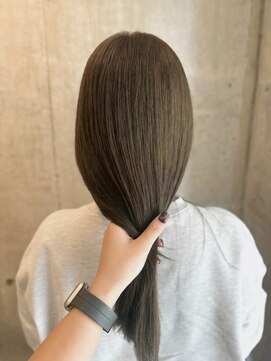 ロッカヘアエジェ(ROCCA hair eje.) 黒髪水分補給トリートメントロング
