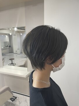 ハル(HAL) handsome short ×khaki greige