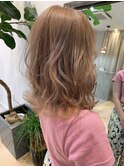 【ミルクティアッシュ+ミディアムレイヤー】大人かわいいヘア