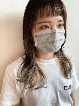 ツイギー 宮西店(TWiGGY) ショートバングとインナーカラー