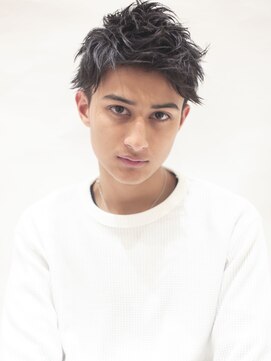 ミラリー トウキョウ(Mirareee Tokyo) 20代30代40代◎スパイキーショート/アップバング/黒髪