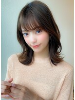 アフロート ディル(AFLOAT D'L)&nbsp;20代30代40代小顔外ハネミディアムひし形シルエットくびれミディ