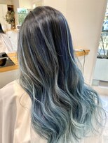 アントワープヘアー 知多半田駅前店(Antwerp hair)&nbsp;ネイビー～ブルー～ライトブルーバレイヤージュ