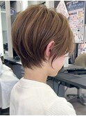 静岡ショートカット切りっぱなしボブくびれショートグレイカラー