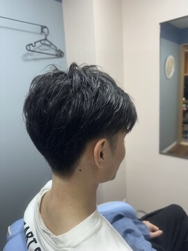 うみと太陽 ツーブロショートスタイル