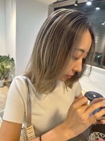 メリー オオサカ(Merly Osaka) 海外ベージュバレイヤージュ