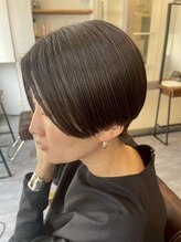 アピューズ ヘアー 梅田(Apiuz Hair) ハンサムショート/暗めグレージュ