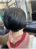 ショートボブ