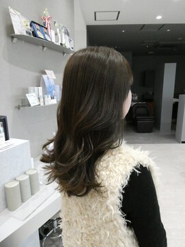 ルクス(Luxs) 赤み消しオリーブカラー