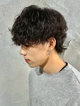 サイクル(CYCLE) 刈り上げセンターパート/波巻きツイストスパイラル/伊勢崎