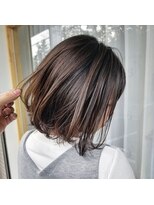 メルク(merc.)&nbsp;前下がりボブ×バレイヤージュ【merc.松下】20代30代40代