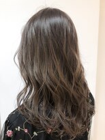 リベラ(LIBERA)&nbsp;フォギーベージュでイメチェン！透明感カラー《TARO》