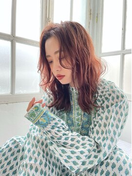 ヘアーアンドメイクトラスト(HAIR&MAKE TRUST) ミディアムヘア/イルミナカラー/ベージュカラー/ピンクカラー