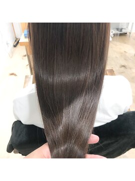 アンフィシュピトロワ(AnFye spi tlow) ［AnFye］ジュエリーシステム×LULUトリートメント×縮毛矯正