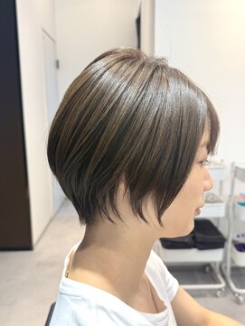 ネイロ 日本橋(NeiRo) 小顔ショートボブカラー大人ショートボブひし形ショートカット