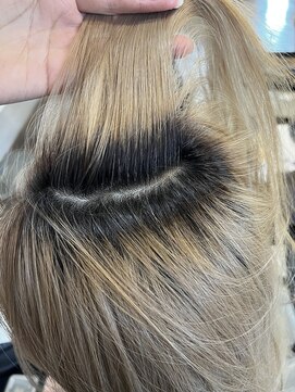 ドール(DOLL) ダブルブリーチのリタッチカラー