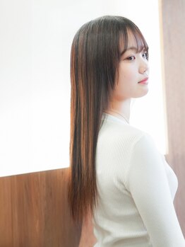 イースタイル 元町店(e-style)の写真/最小限のダメージで最大限のパフォーマンス☆ハッと驚く髪質改善【シャンドラストレート】[元町/札幌]