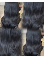 エラ(Ella)&nbsp;髪質改善カラーで漆黒のツヤ髪に