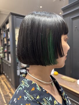 ナビッジ(NABIGE) 姫カットにデザインカラー