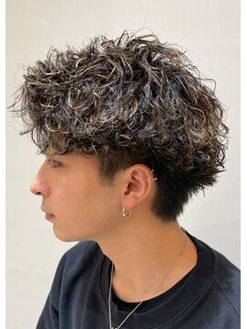 波巻きパーマ/ハイライト