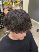 【大人の色気を引き出すツイストスパイラルパーマ】