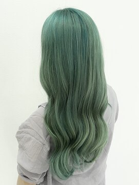 ファーチ(Fir-chi) ハイトーンエメラルドカラー